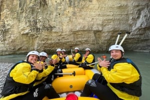 Çorovoda : Rafting dans le canyon d'Osumi et descente de rivière en chambre à air