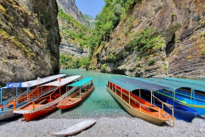 Golem/Tirana/Durrës: Tagestour zum Fluss Shala und zum Koman-See