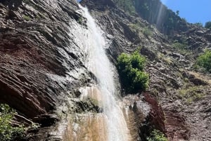 Tour della funivia del Dajti e della cascata di Shengjergj con pranzo