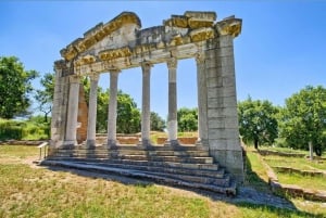 Однодневная экскурсия в Аполлонию и монастырь Арденица из Тираны
