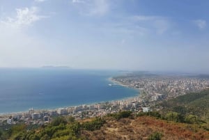 Jednodniowa wycieczka do Apollonii, Vlore i Narty z Tirany i Durres