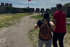 Однодневная экскурсия в Крую и Шкодер — наследие Северной Албании