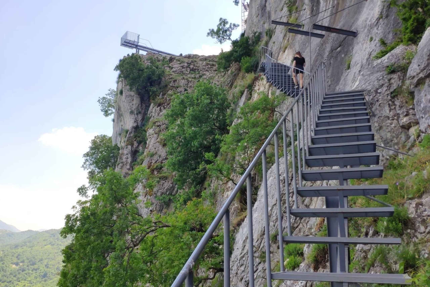 Dagsutflykt till Bovilla Lake Från: Durres,Golem