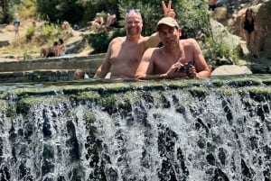 Excursion d'une journée aux thermes de Permet et au canyon de Langarica