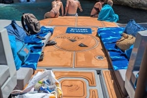 Дерми: водная прогулка к мысу Карабурун, заливу Грама и пещере Сикрет-Блу