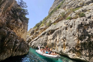 Дуррес и Тирана: поездка на скоростном катере в Голубую пещеру и залив Грамма