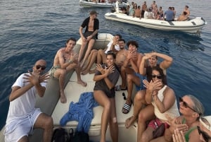 Durres i Tirana: wycieczka łodzią motorową do Sazan, Karaburun i jaskini