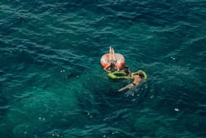 Durres i Tirana: wycieczka łodzią motorową do Sazan, Karaburun i jaskini