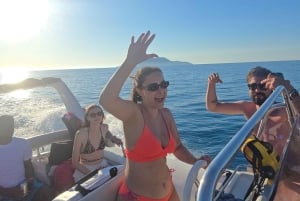 Durres i Tirana: wycieczka łodzią motorową do Sazan, Karaburun i jaskini