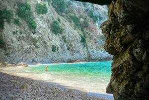 Durres i Tirana: wycieczka łodzią motorową do Sazan, Karaburun i jaskini