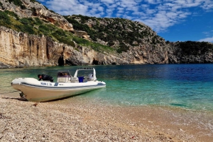 Durres i Tirana: wycieczka łodzią motorową do Sazan, Karaburun i jaskini