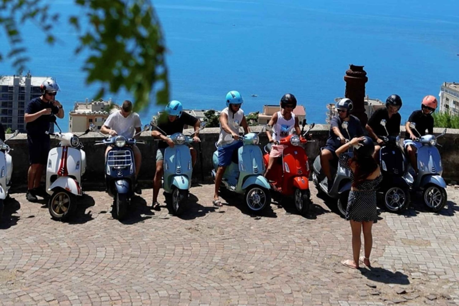 Durrës Vespa -kierros: Kuningas Zogin huvila, amfiteatteri ja uinti