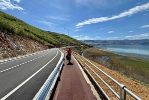 E-biking over grænsen, fra Ohrid.