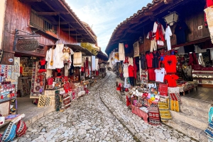 Flucht aus Tirana, Kruja City, Burg, Old Bazzar