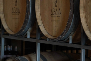 アルバニアのワインを体験してください。ドゥラス発の毎日ツアーをご用意しております。