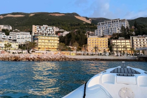 Explora la isla de Sazan, la cueva de Haxhi Ali y Karaburun en lancha motora.