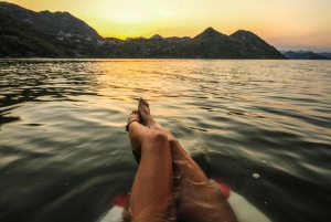 Skadar-järven tutkiminen Henkeäsalpaavat näkymät: Panoraamamatka