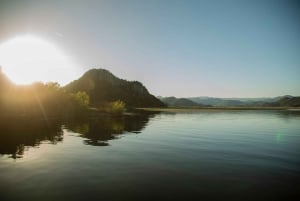 Explorando o Lago Skadar Vistas de tirar o fôlego: Viagem panorâmica