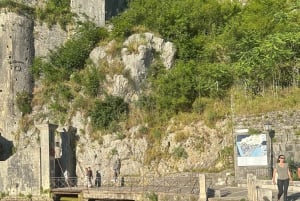 Dall'Albania: Tour di un giorno in Montenegro, Budva e S. Stefan