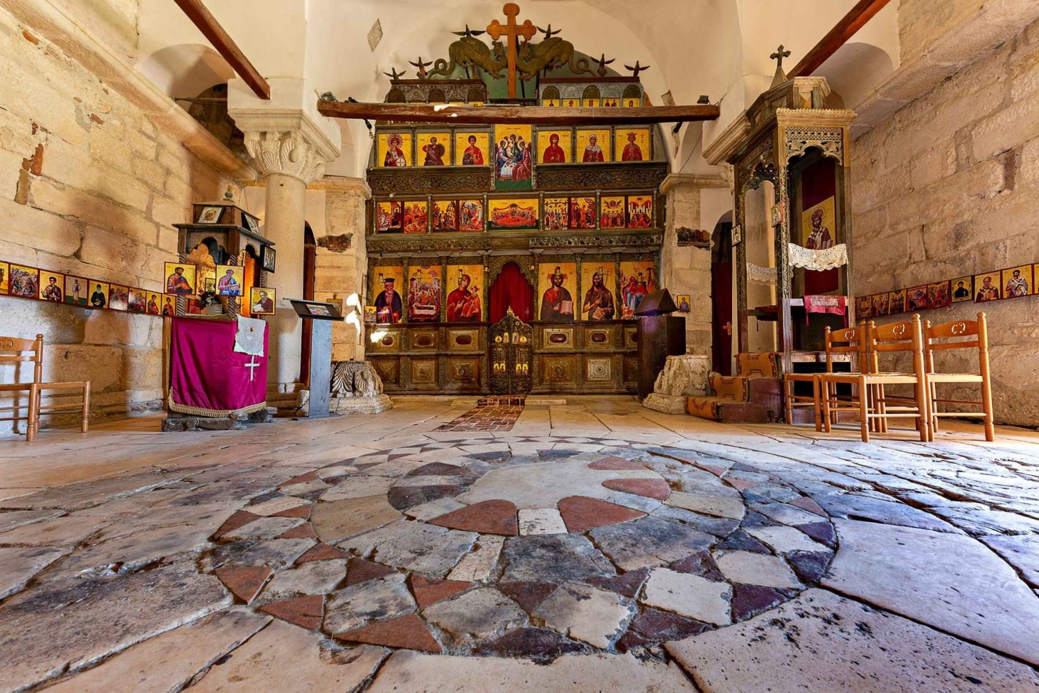 De Berat: Excursão de um dia para Apollonia e Mosteiro de Ardenica