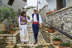 Au départ de Durrës : Excursion guidée d'une journée à Berat avec visite du château de Berat