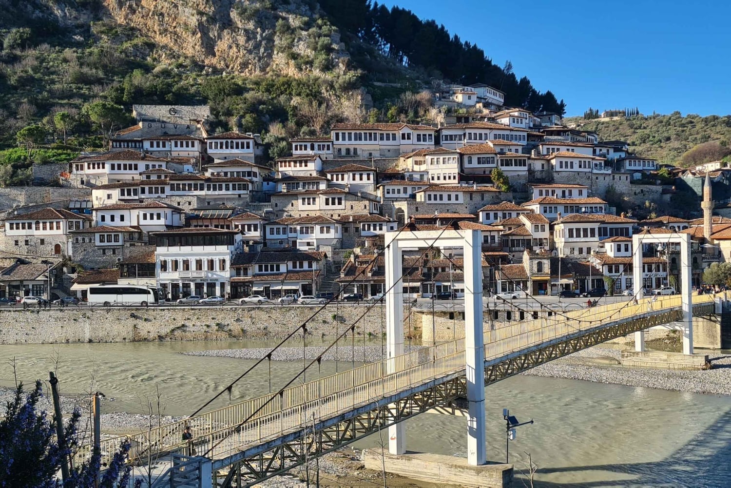Fra Durrës/Golem: Berat-slottet – en UNESCO-perle