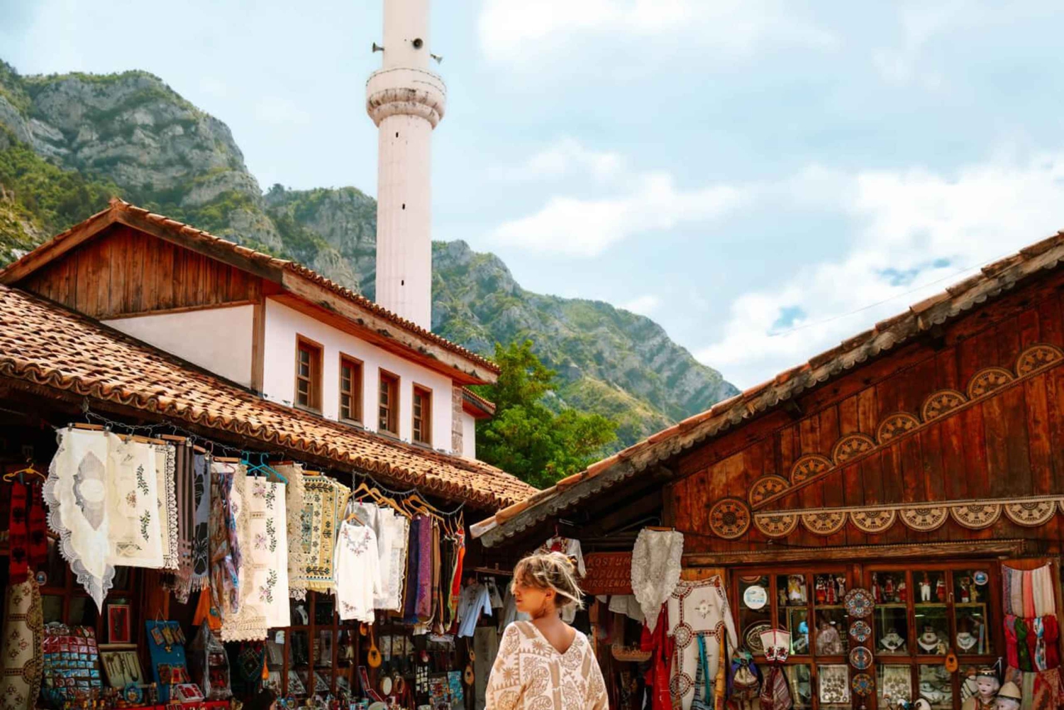 Vanuit Durres & Golem: Kruja-kasteel, oude bazaar