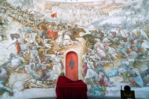 Vanuit Durres & Golem: Kruja-kasteel, oude bazaar