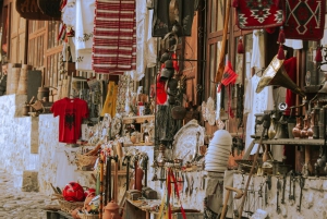 De Durres/Golem: Viagem de um dia a Kruja com almoço tradicional