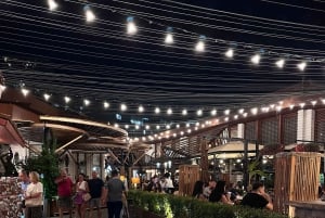 Da Durazzo/Golem: tour guidato di Tirana (giorno/notte)