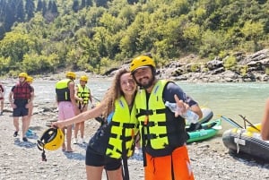 Tirana/Durazzo/Golem: rafting sul fiume Vjosa, tour delle terme di Benja