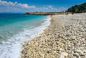Au départ de Durrës : bateau rapide vers l'île de Sazan, la grotte et Karaburun
