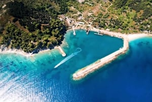 Au départ de Durrës : bateau rapide vers l'île de Sazan, la grotte et Karaburun