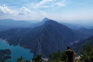 Kruja by Night: Castle & Bazar Tour from Durres/Golem