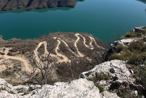 De Durres/Tirana: passeio ao pôr do sol no Lago Bovilla em SUV 4x4