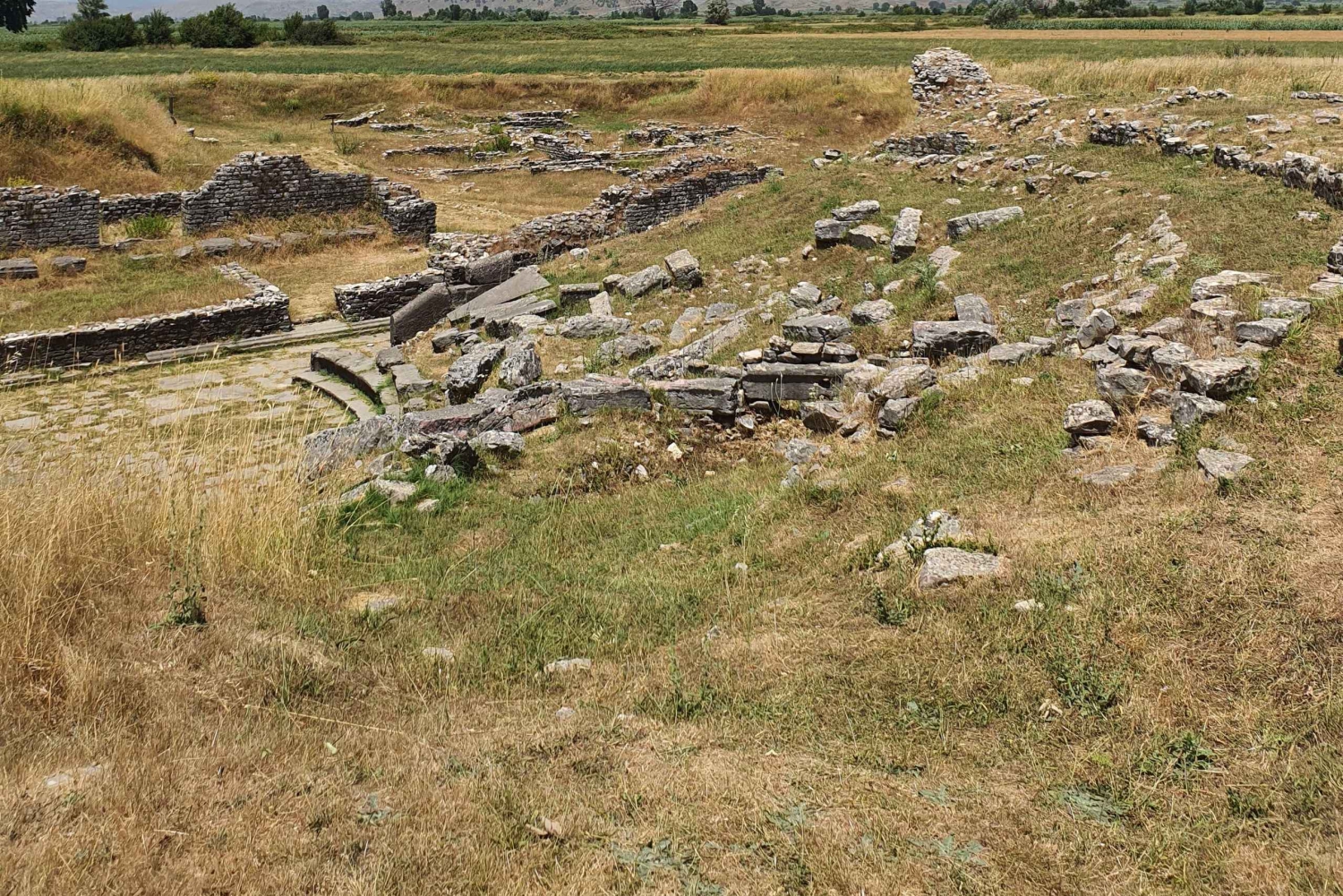 Fra Gjirokastër: Guidet tur til Blue Eye og Hadrianopoli