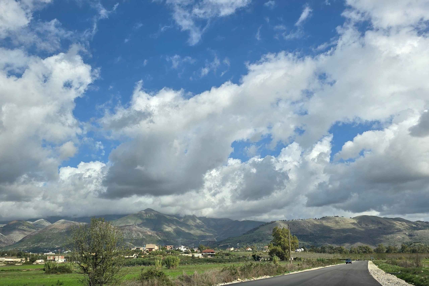 Delvina: gita di 1 giorno con degustazione di vini da Saranda