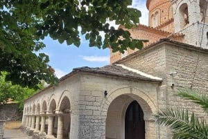 Da Saranda: visita il lago Viroi, la chiesa di Labova e Libohovë