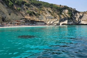 Sarandë: Boat Tour to Kroreza with Drink and Umbrella