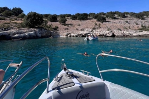 Saranda:Boat Tour to Kroreza with snorkelling,&umbrellas