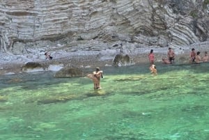 Saranda:Boat Tour to Kroreza with snorkelling,&umbrellas