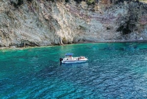 From Sarandë:Private boat cruise in hiden beaches.