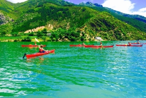 Von Shkoder aus: Komani See Tagestour mit traditionellem Mittagessen