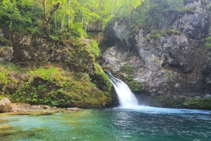 Desde Shkoder: tour de 2 días a Theth con alojamiento