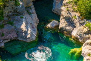 Desde Shkoder: tour de 2 días a Theth con alojamiento