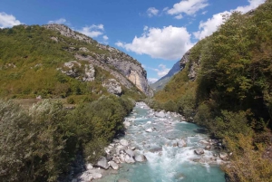 Из Шкодера: тур на целый день с обедом.