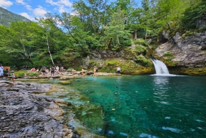 Из Шкодера: тур на целый день с обедом.