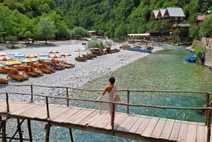 Do centro de Shkodra: cruzeiro pelo rio Shala - passeio de autocarro e barco