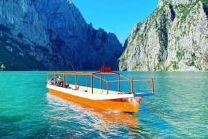Do centro de Shkodra: cruzeiro pelo rio Shala - passeio de autocarro e barco
