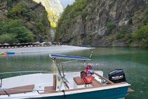 Do centro de Shkodra: cruzeiro pelo rio Shala - passeio de autocarro e barco